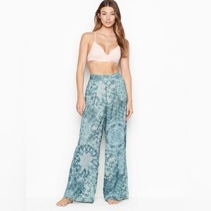 Victoria’s Secret‎ Pleated PJ Pants Chiffon Teal Blue Size Large NWT